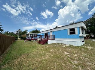 243 NE 66th St #TRAILER, Oak Island, NC 28465