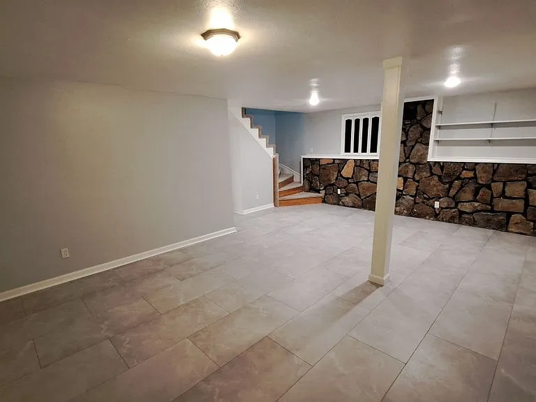 4101 Melinda Dr — Photo 35