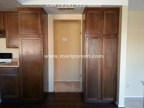 5th image of 22 Penasco Ct