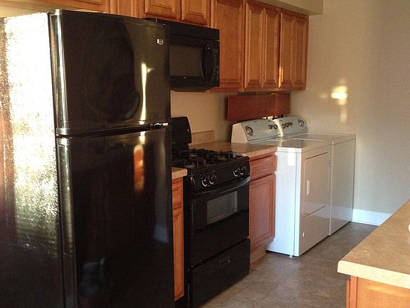 5th image of 1226 Cove Dr