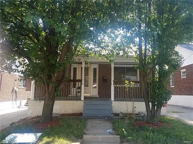 1st image of 3610 Roy Ave