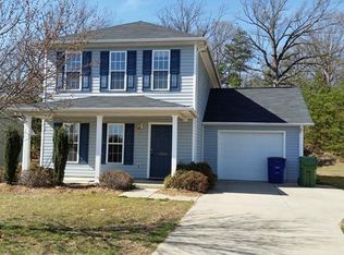 3960 Newhall Dr, Hickory, NC 28601
