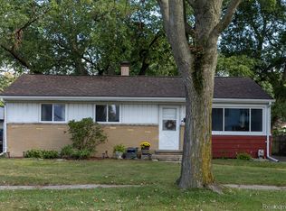 853 E Lincoln Ave, Madison Heights, MI 48071