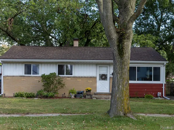 853 E Lincoln Ave, Madison Heights, MI 48071