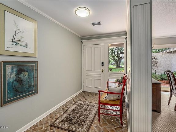 04-Foyer