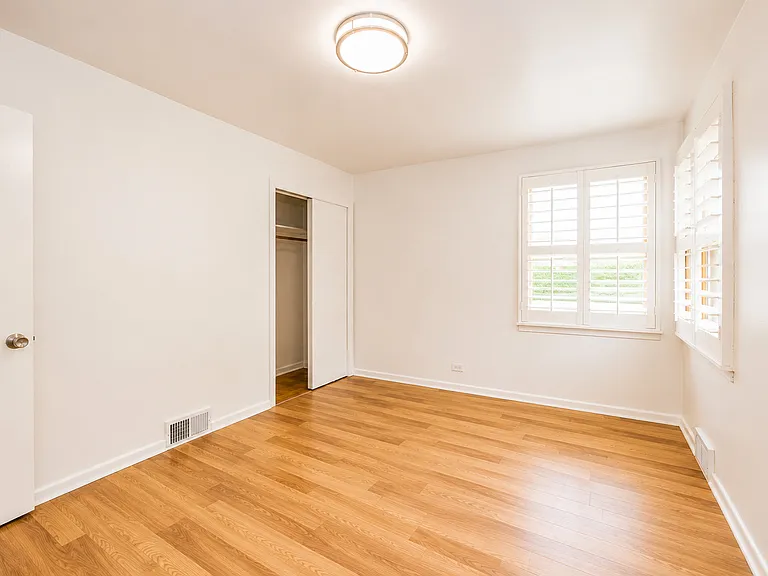 408 S Albert St — Photo 21