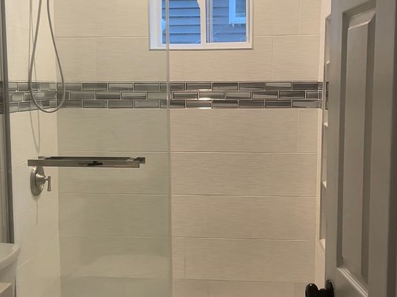 5th image of 20 Saint James St APT 1