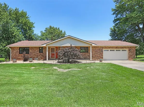 685 Monaco Dr, Edwardsville, IL 62025