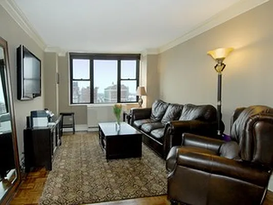 Sold by Corcoran | media 6