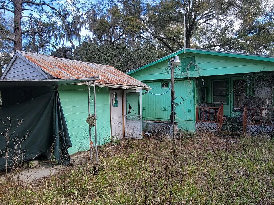 2nd image of 1313 N Paul Dr