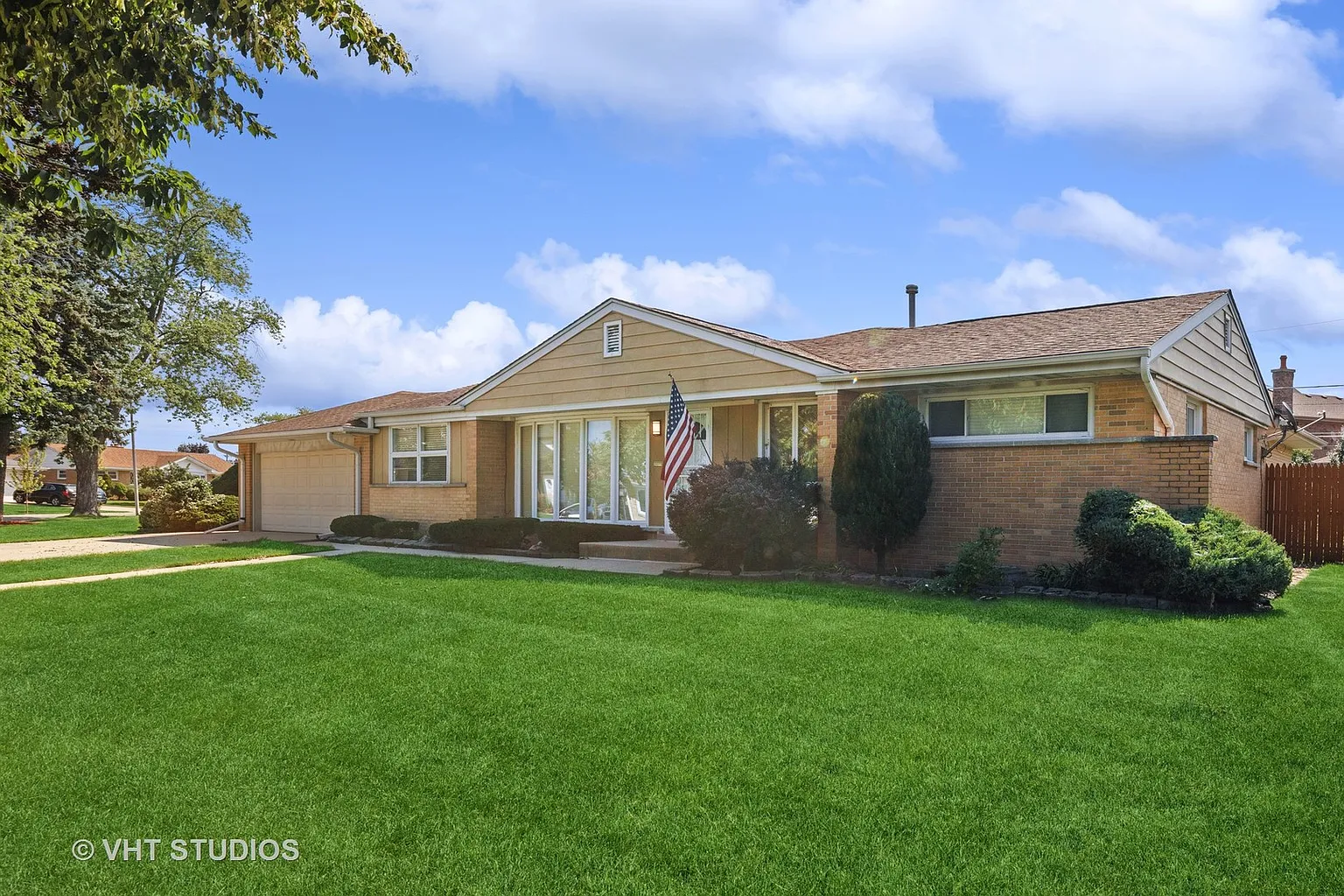 8031 W Leland Ave photo 1