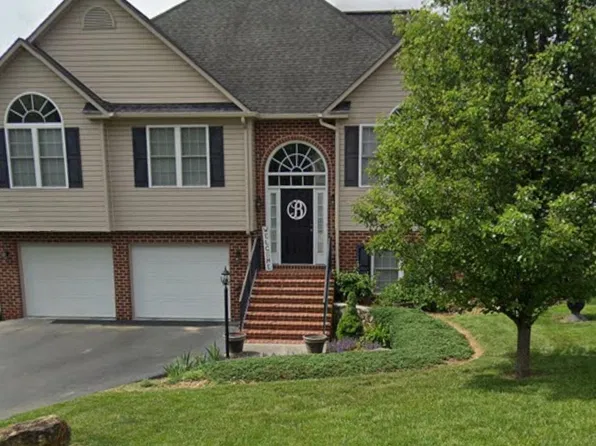 534 Castleridge Rd, Vinton, VA 24179
