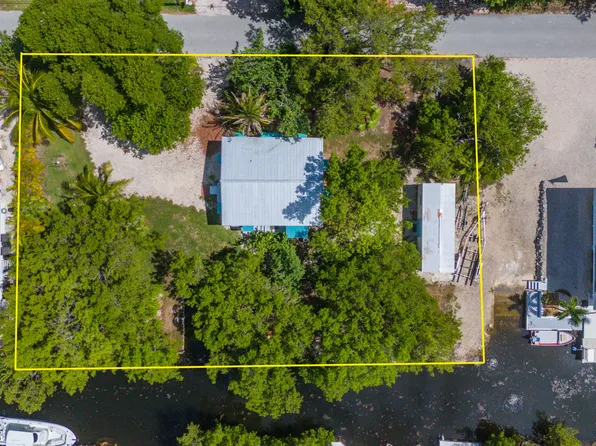 30881 Witters Ln, Big Pine Key, FL 33043