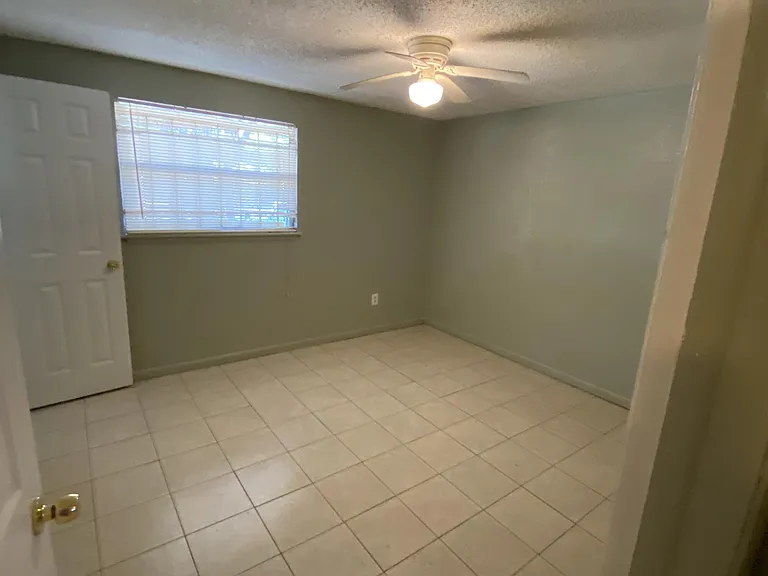 7623 John F Kennedy Dr E — Photo 6