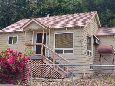 106 S 2nd St, Dunsmuir, CA, 96025