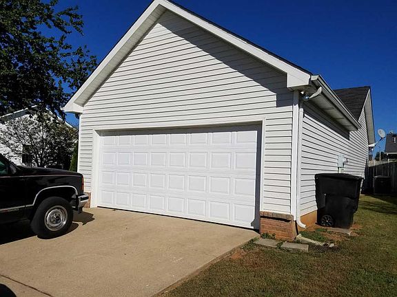 2nd image of 1261 Dalmally Dr