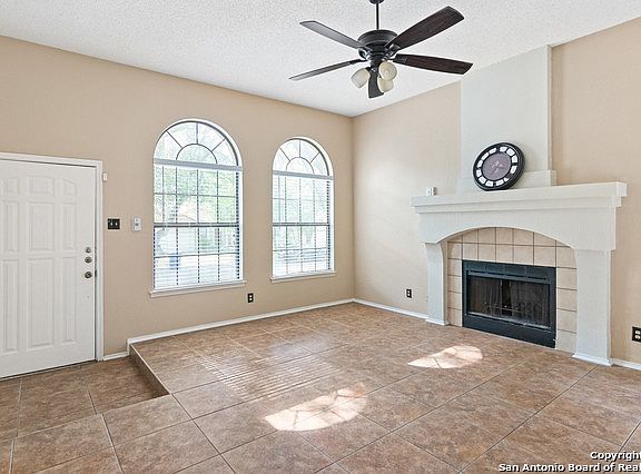 5th image of 13030 Beacon Park Dr