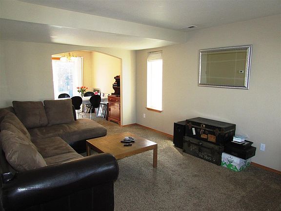 2nd image of 620 E Kathy Lee Ave