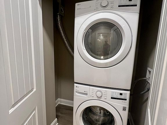 2nd image of 409 Lackawanna Ave #801