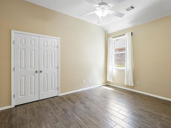 4th image of 18 Tealight Pl