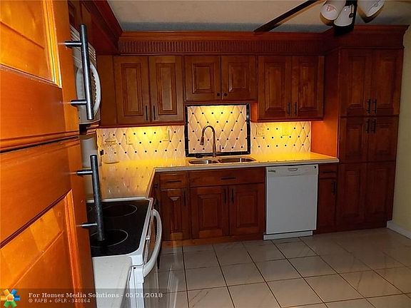 3rd image of 4930 E Sabal Palm Blvd APT 105