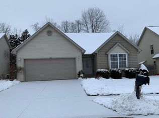 526 Sunset Dr, South Lebanon, OH 45065