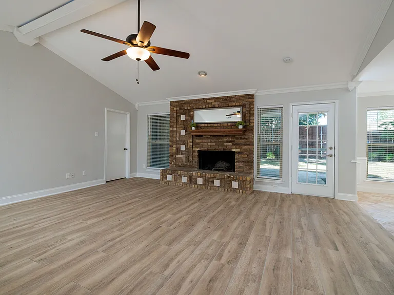 5 Llano Dr — Photo 6