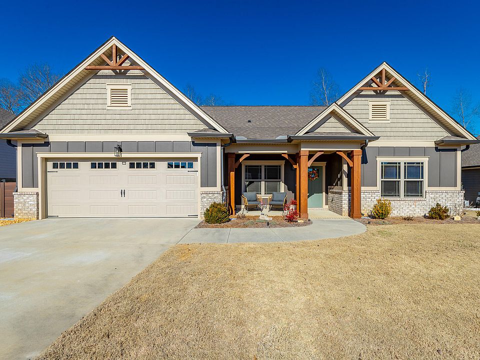 1st image of 10372 Magnolia Farm Dr #15