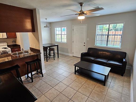 2nd image of 812 W Carolina St APT 4