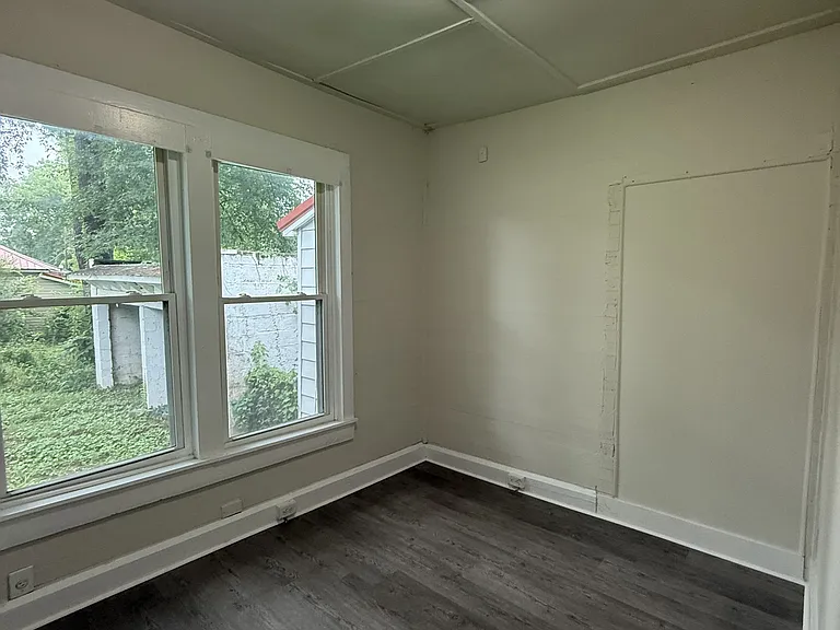 5606 Avenue K — Photo 5