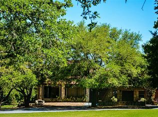 146 N Nassau Rd, Round Top, TX 78954