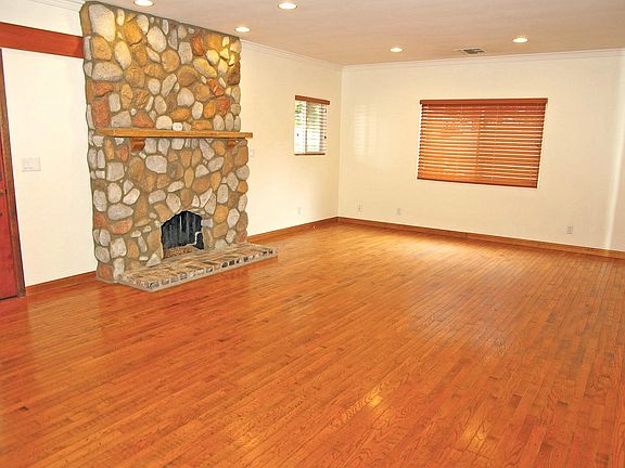 4th image of 268 Lake Sherwood Dr