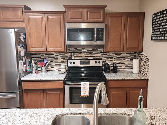 3rd image of 4872 N Cameo Ln