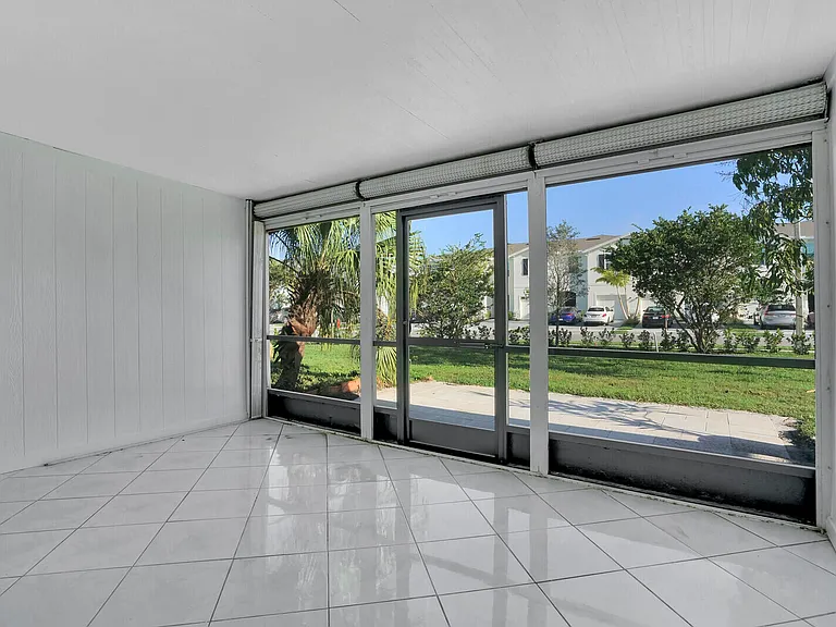 4373 Trevi Ct — Photo 22