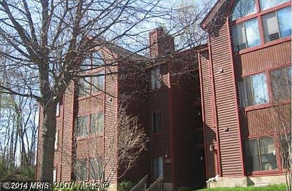 2nd image of 2802 Lee Oaks Pl APT 201