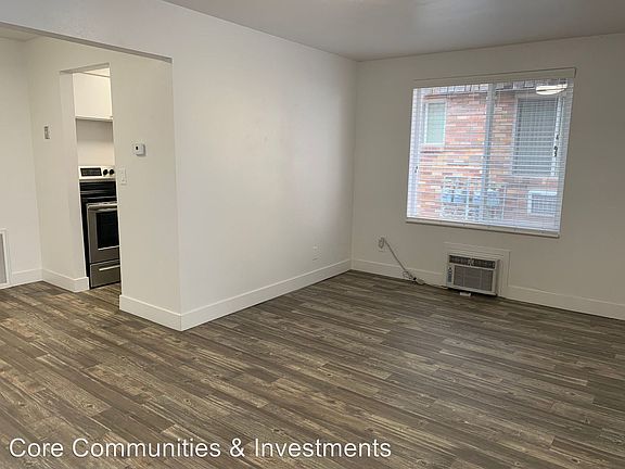 3rd image of 1912 S Douglas St APT 3