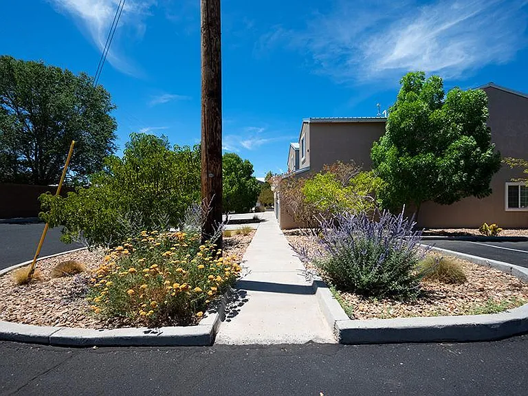 ZIA Townhomes — Photo 22