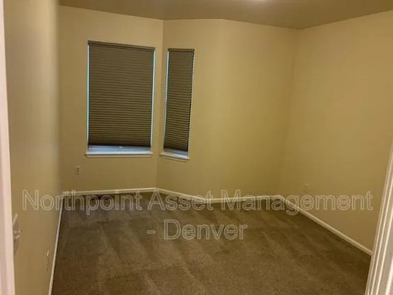 9534 High Cliffe St — Photo 14