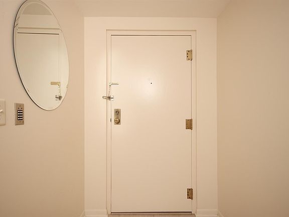 5th image of 2115 Nature Cove Ct APT 109