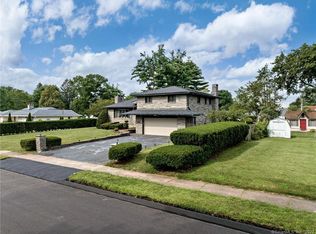 17 Sawka Dr, East Hartford, CT 06118