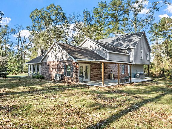 3rd image of 1158 Bohlssen Way