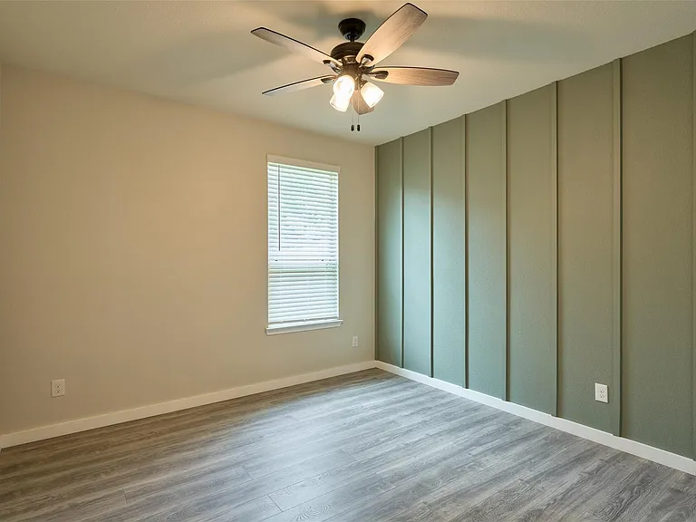 2214 Timberland Country Ct — Photo 38