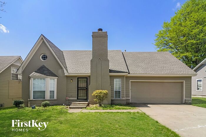1st image of 4805 Barkshire Dr