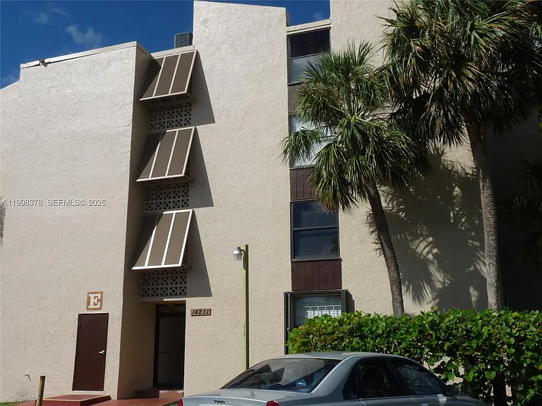 14525 N Kendall Dr #102J — Photo 20