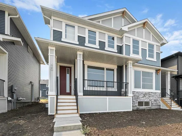 660 N Sora Blvd SE, Calgary, AB T3S 0L7