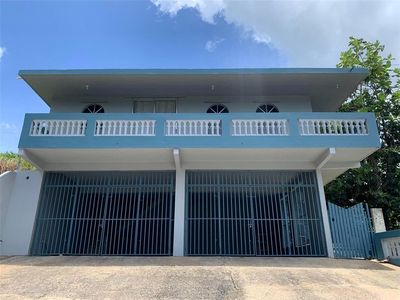 88A Pomarrosa, Juncos, PR, 00777