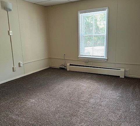 Spacious bedroom with closet