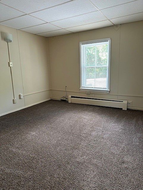 Spacious bedroom with closet
