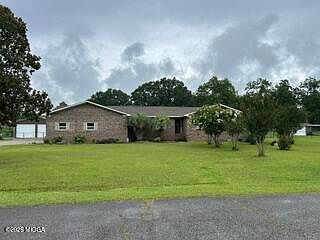 1st image of 3693 Holly Pl