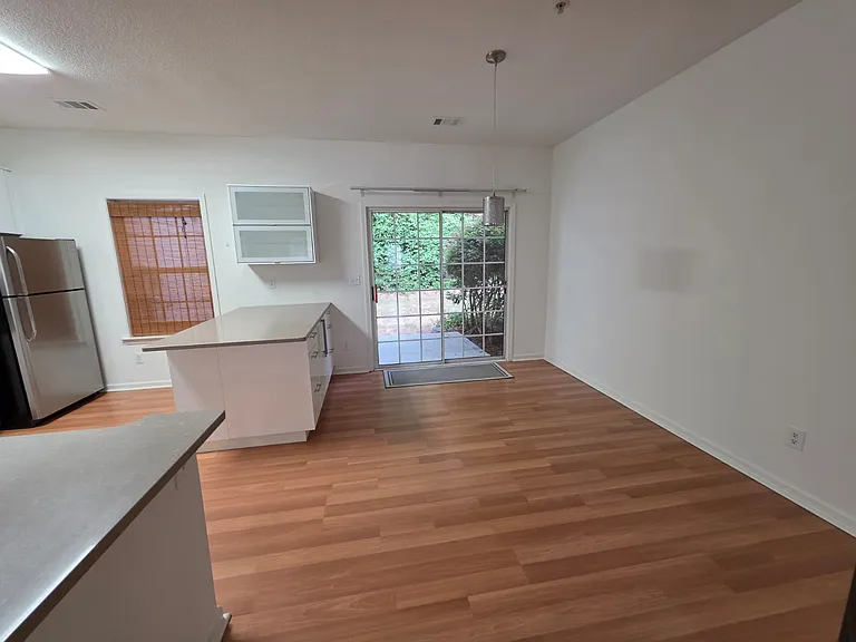 2240 Whitestone Pl — Photo 6